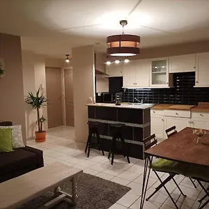 Ecully, Au Calme De 50m². , Ecully France
